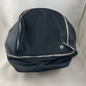 lululemon | City Adventurer lady small...